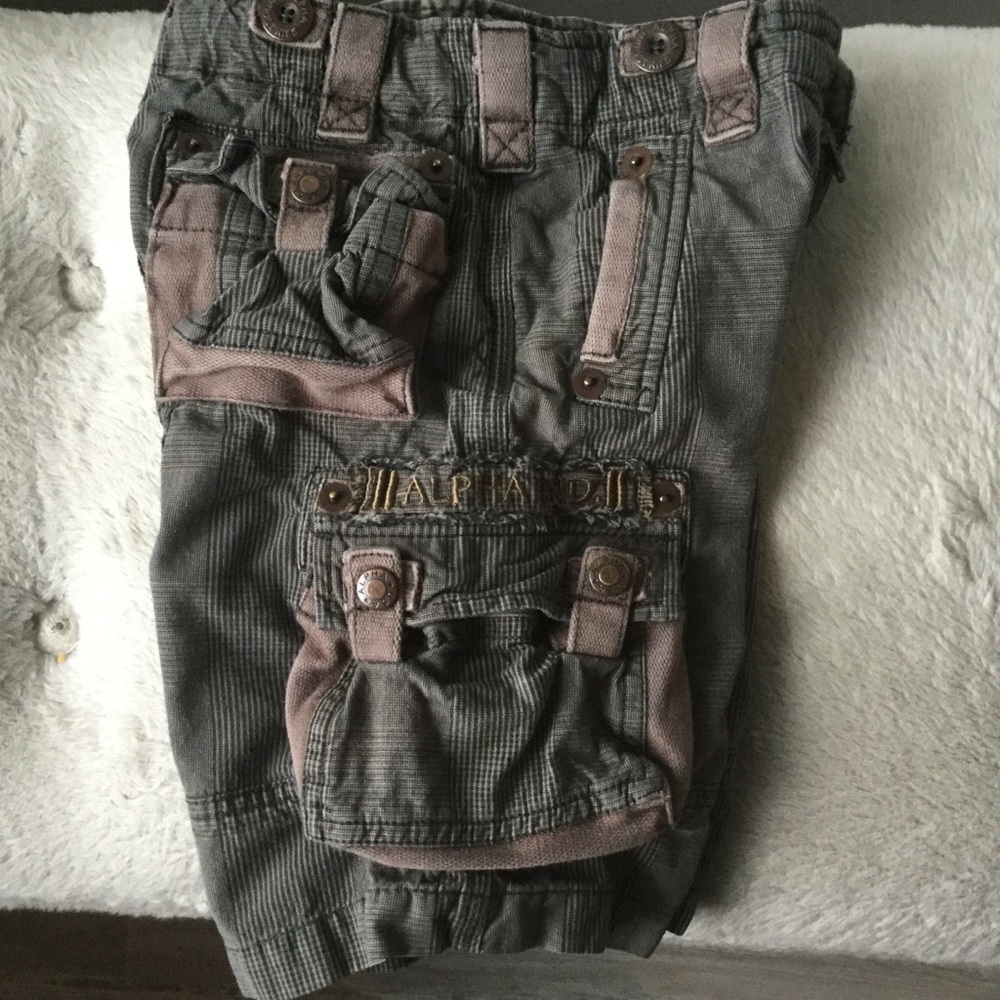 ALPHA INDUSTRIES Toddler Cargo Shorts - Picture 4 of 4